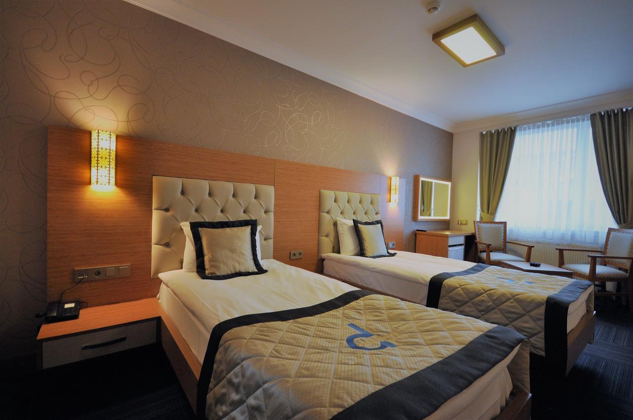 Double Comfort Hotel Анкара Екстериор снимка
